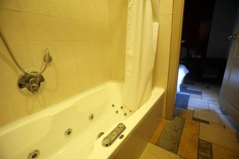 Ophir Hotel Tel Aviv Rom bilde